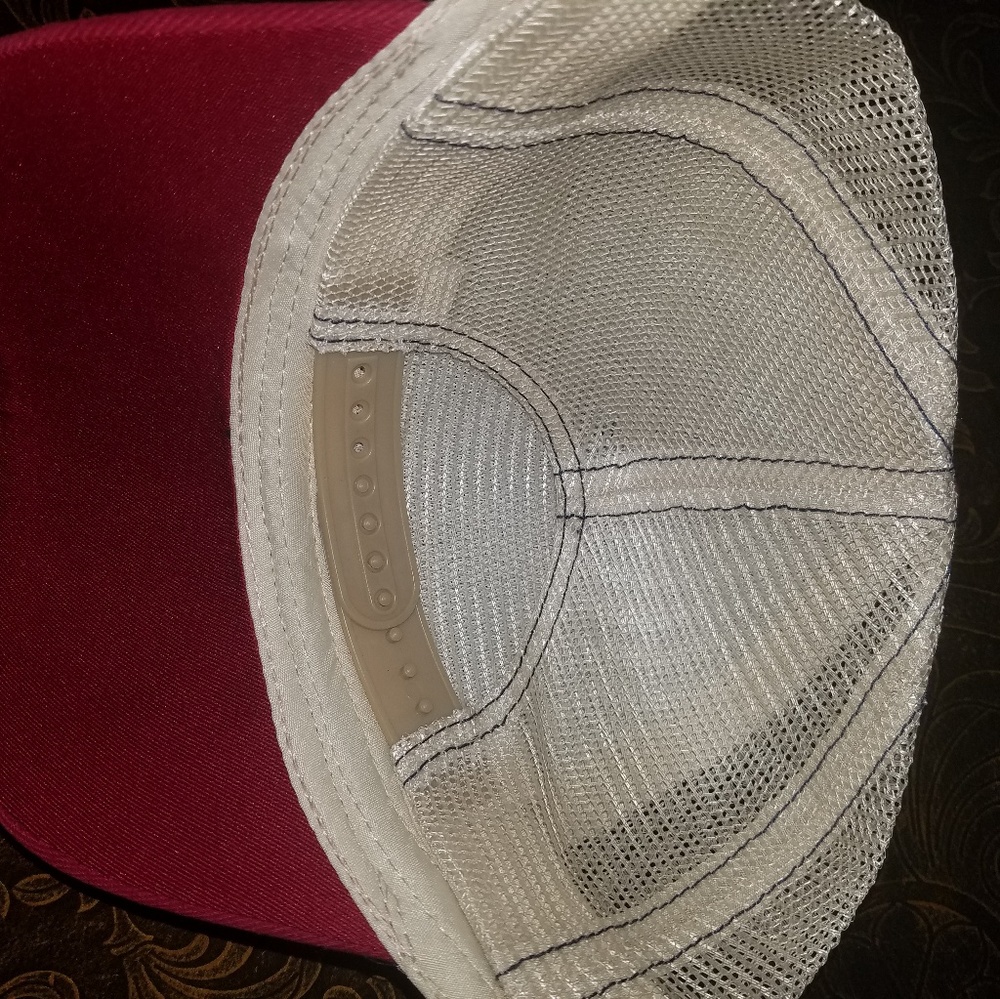 baseball hat - Picture 2 of 2